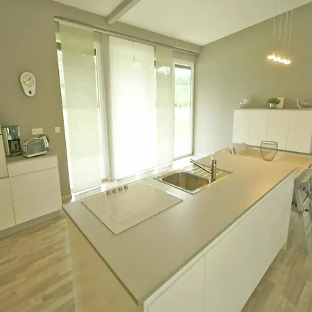 Comfortable With Balcony, Cleaning Included Saint-Quirin