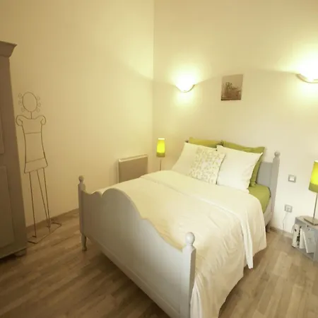 Comfortable With Balcony, Cleaning Included Holiday home Saint-Quirin