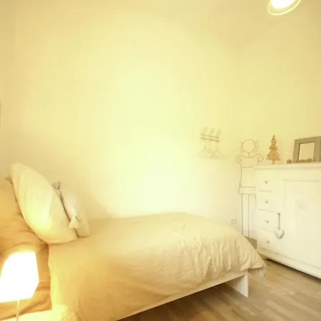 Comfortable With Balcony, Cleaning Included Saint-Quirin
